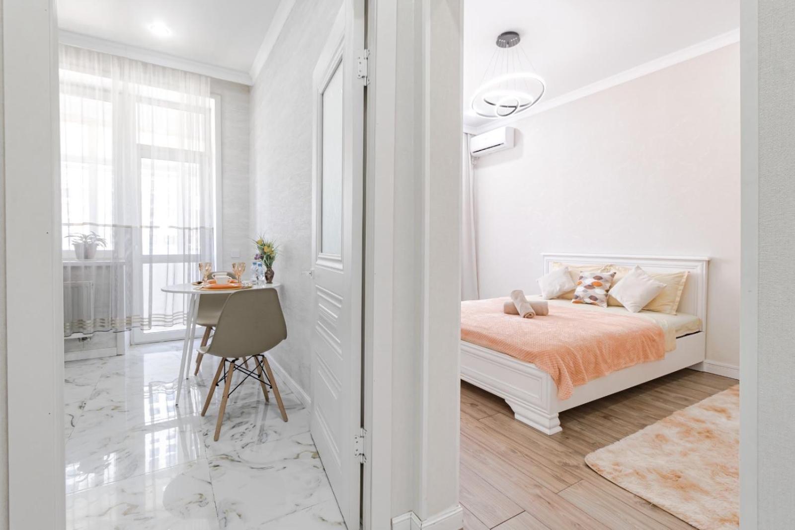 Apartment нежный персик